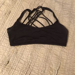 Lululemon free to be wild size 12 bra
